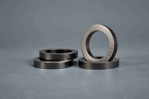 graphite ring